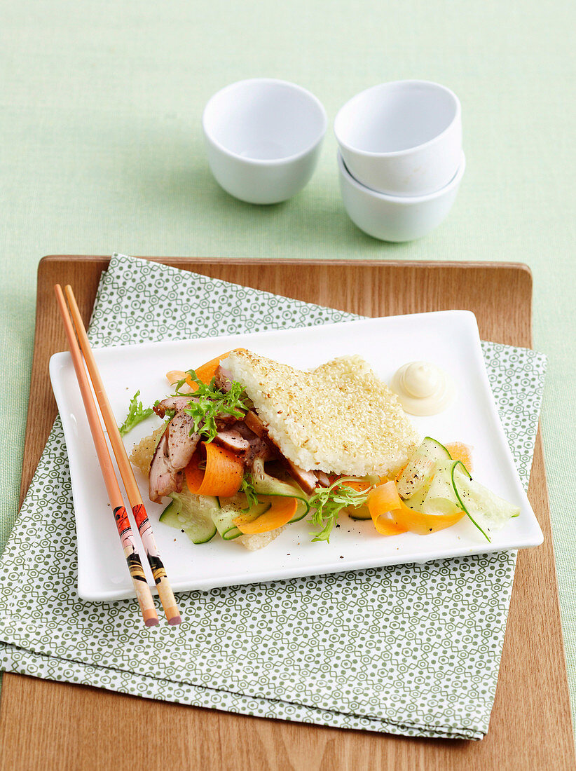Japanische Reisburger mit Gemüse