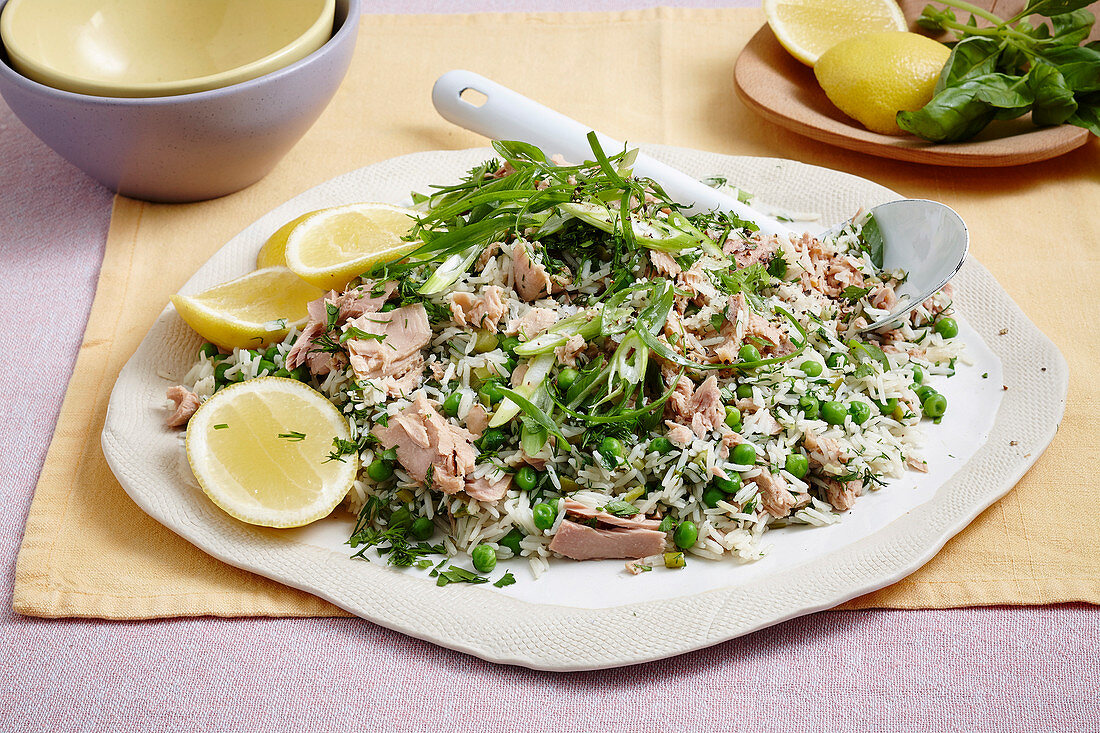 Tuna and herb pilaf