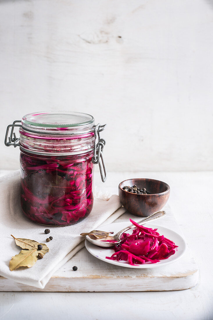 Pickled red cabbage and various ingredients