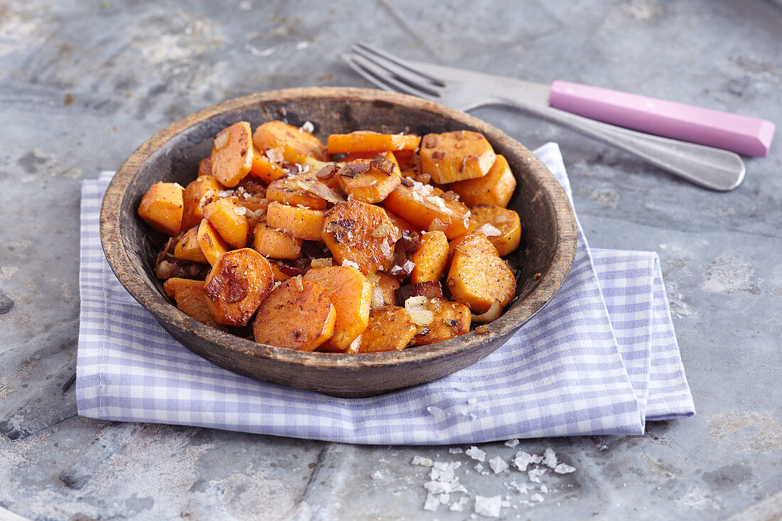 Fried sweet potatoes with bacon