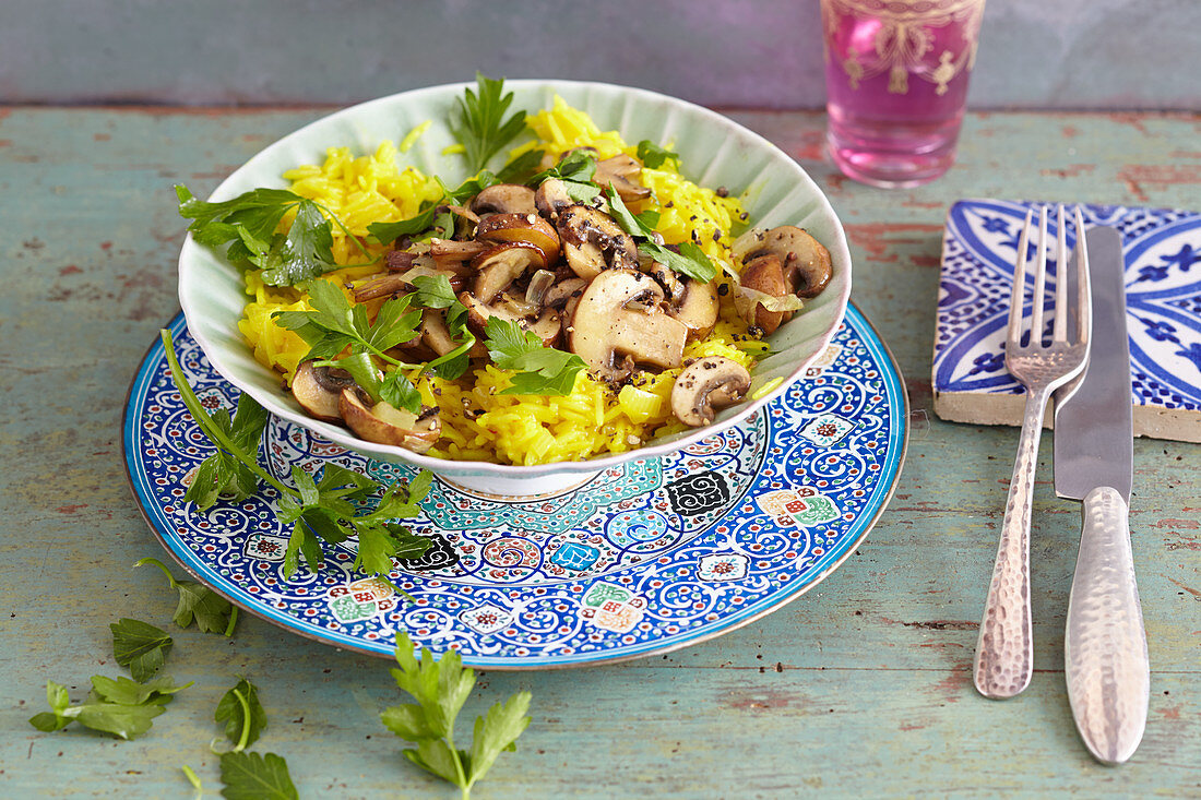 Oriental saffron rice with mushrooms