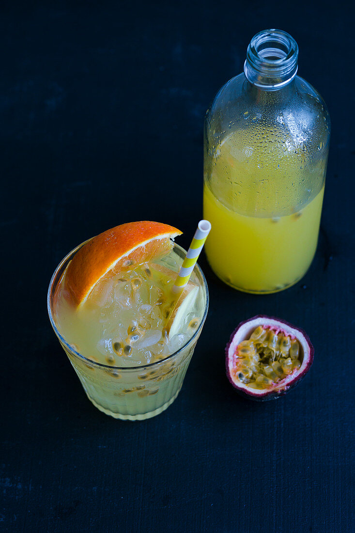 Orange and maracuja switchel with ginger