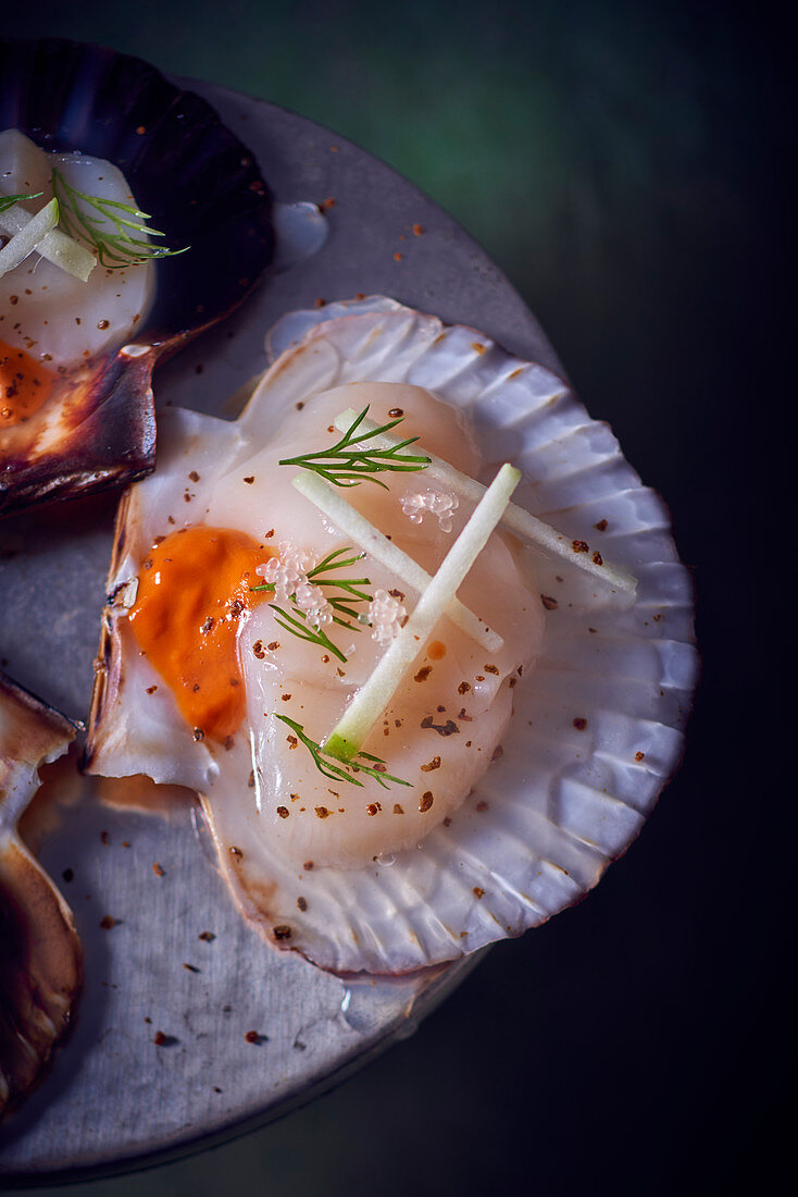 Scallops with apple jelly