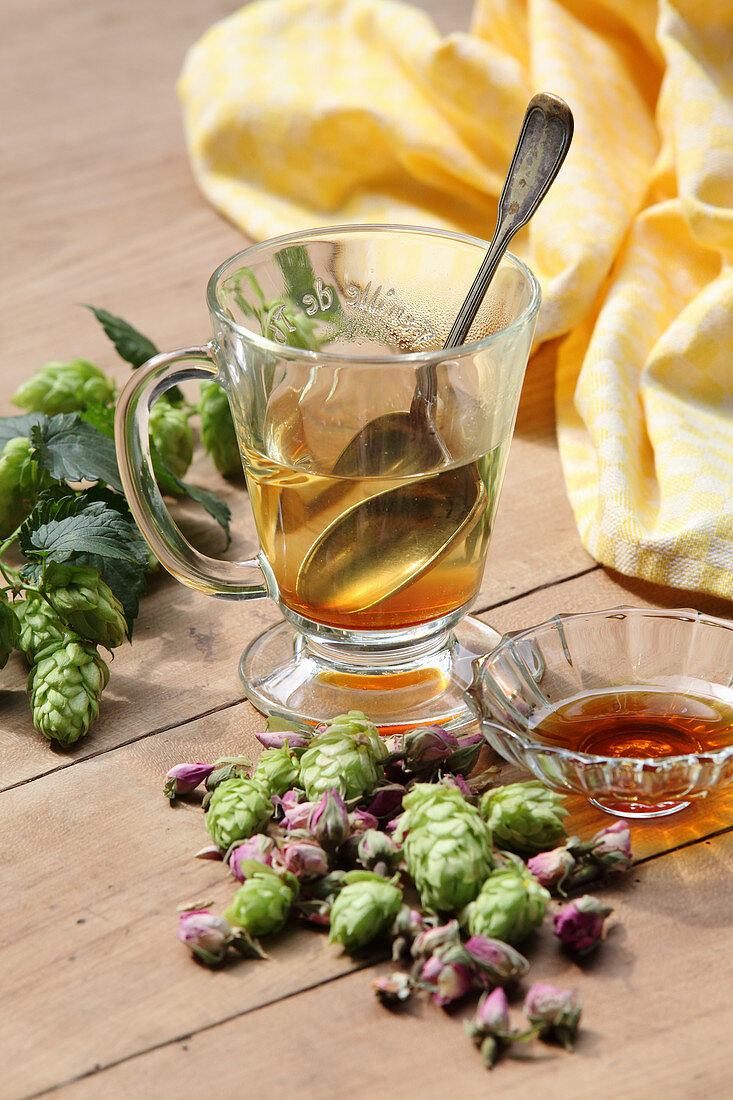 Hops tea (for the menopause)