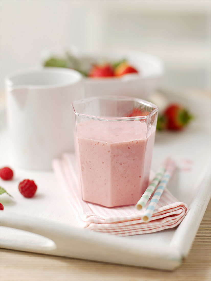 Raspberry strawberry smoothie