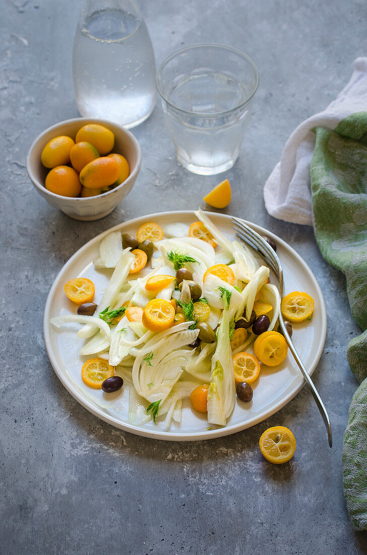 Fenchelsalat mit Kumquats und Oliven