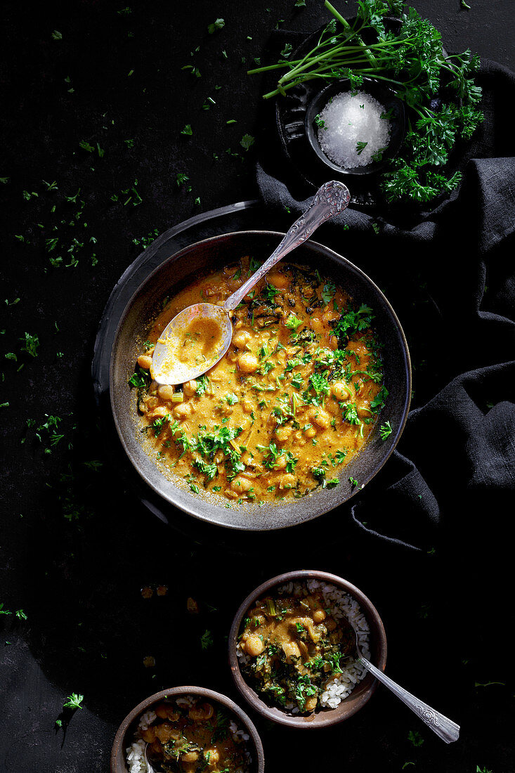 Kale and Chickpea Curry