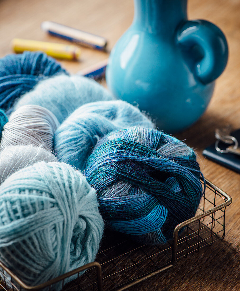 Balls of wool in various shades of blue