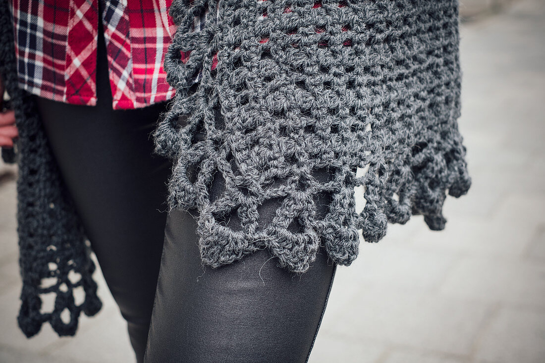 A crocheted, lace-look stola