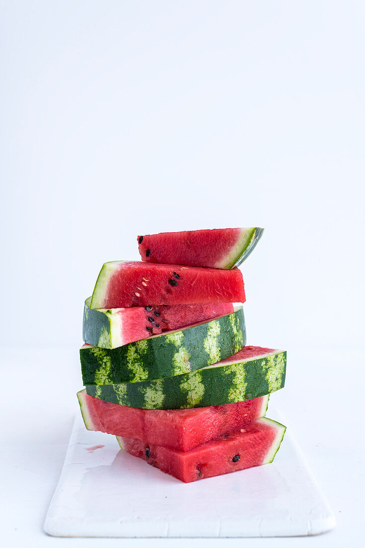 Gestapelte Wassermelonenscheiben