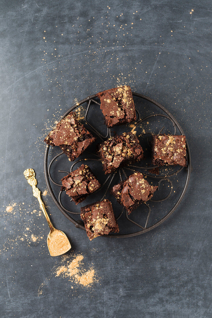 Brownies decorated with gold powder (seen from above)