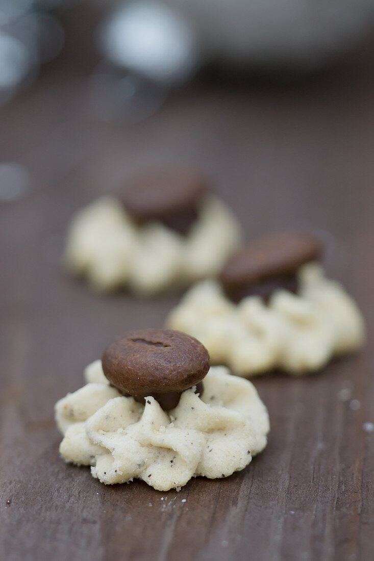 Shortbread cookies with chocolate coffee beans