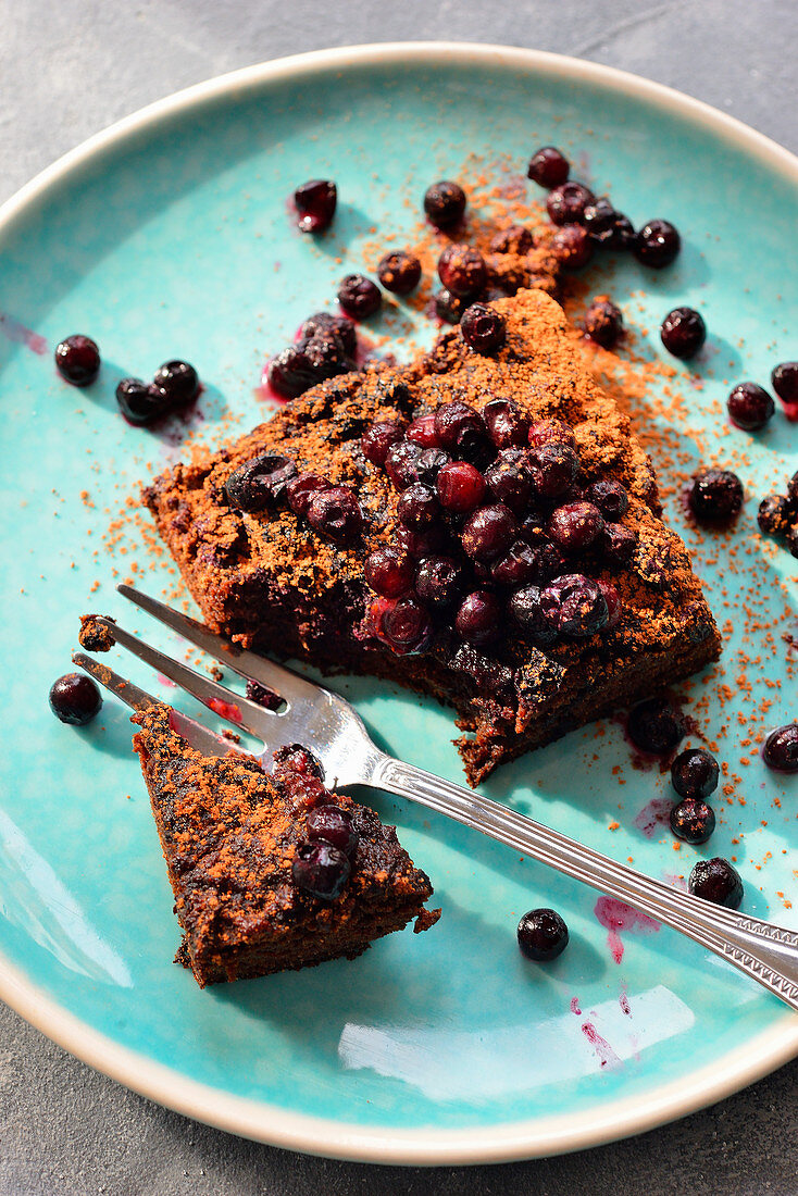 Brownie mit Blaubeeren