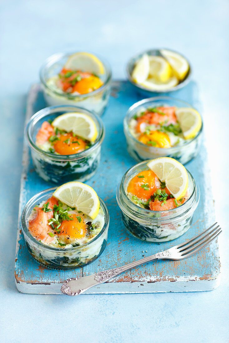 Baked eggs with spinach