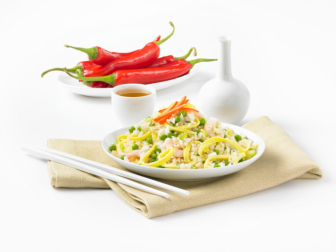 Fried rice with shrimp and egg (China)