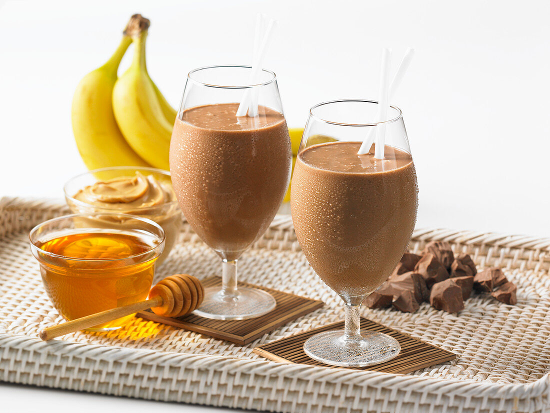 Chocolate and banana smoothies with honey and peanut butter