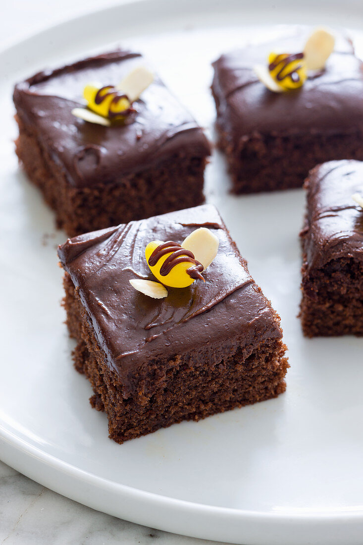 Brownies mit Bienenfigur