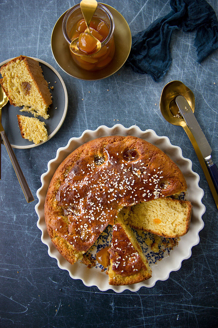 Tahini-Kuchen mit Kumquat