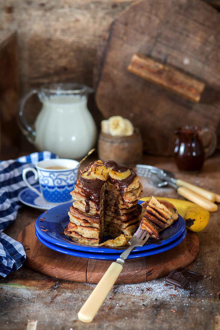 Bananenpancakes mit Schokoladensauce