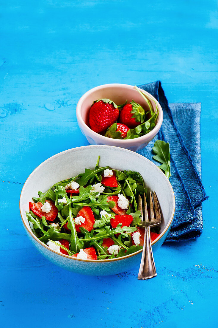 Rocket salad with strawberries and feta cheese