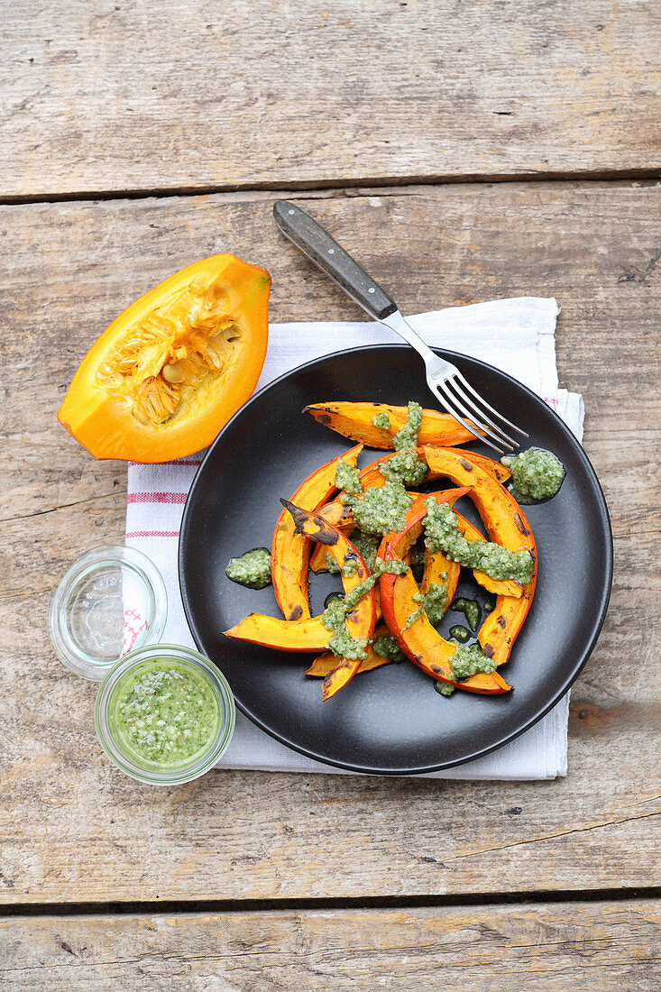 Grilled pumpkin wedges with pesto