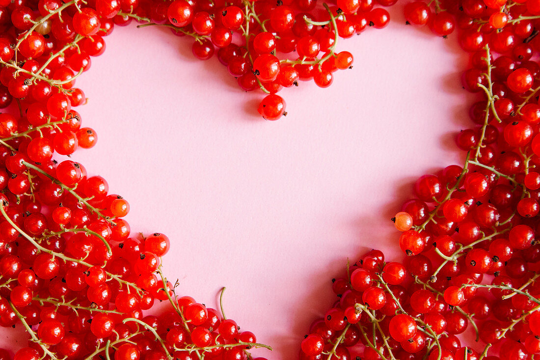 Rote Johannisbeeren mit Herz