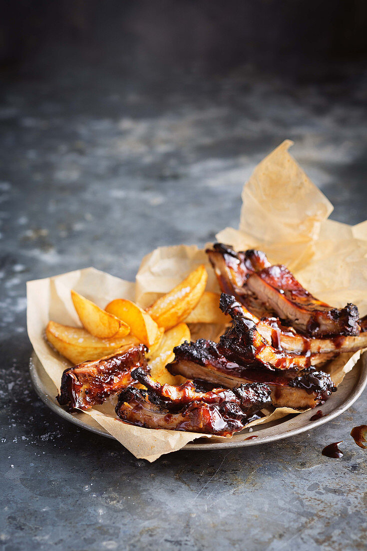 Spicy pineapple and hoisin barbecue ribs