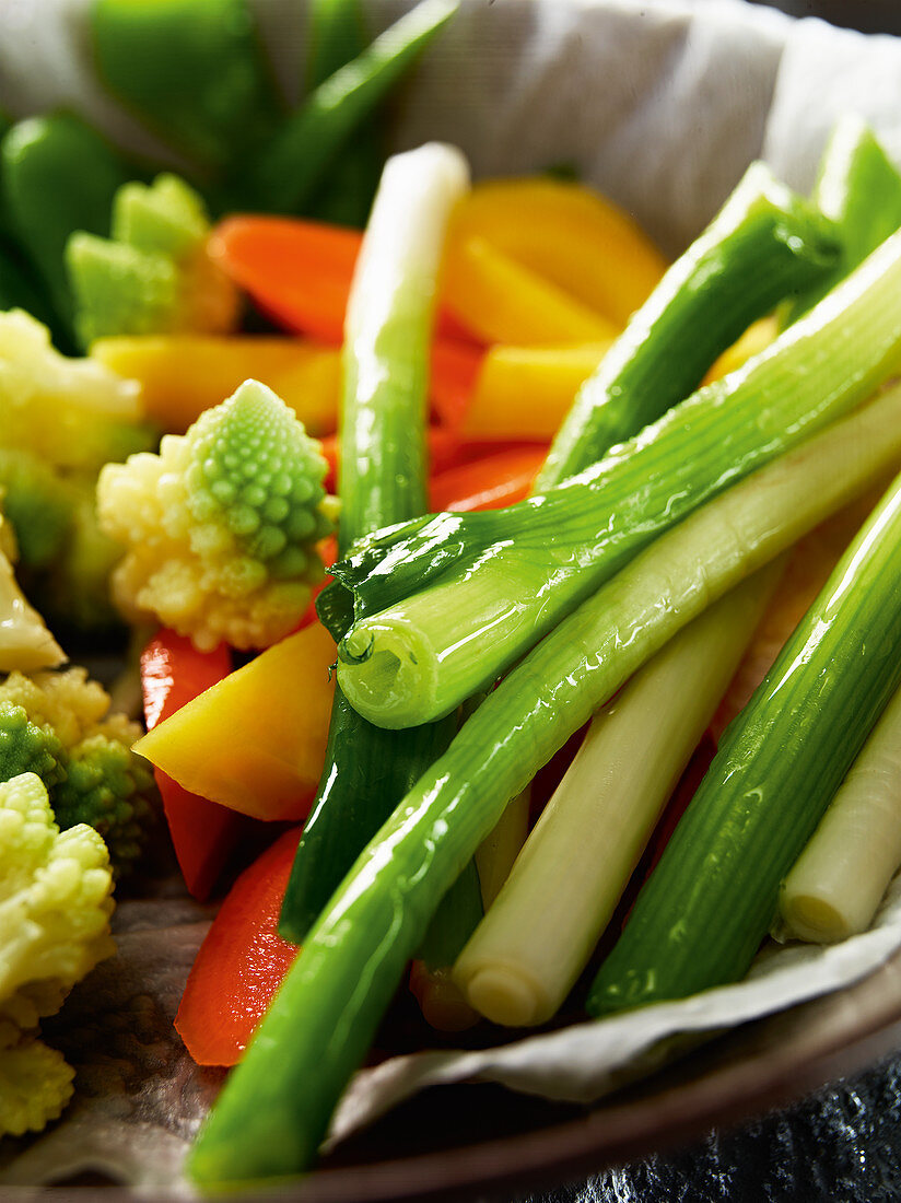 Steamed young vegetables (close-up)