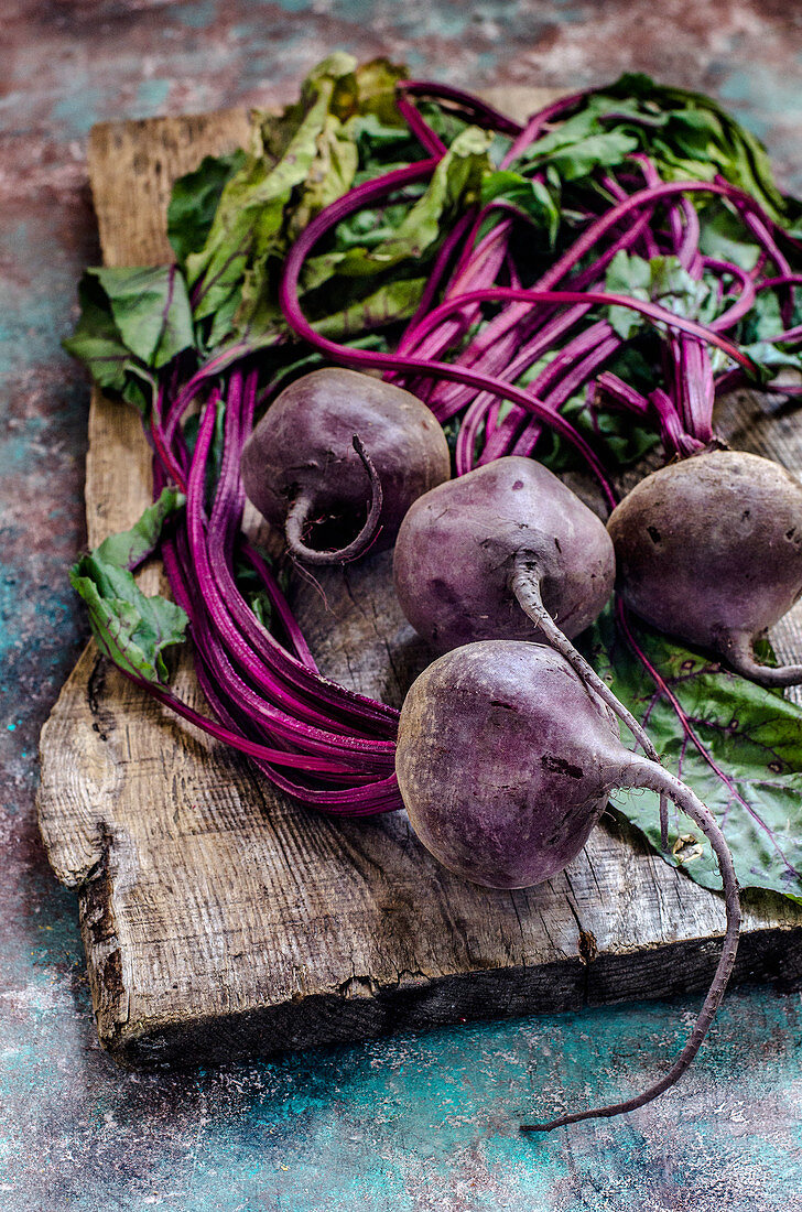 Beetroots on a wooden board