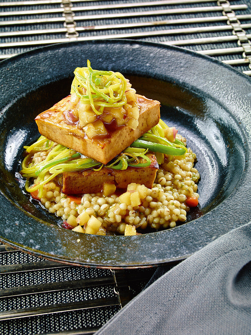 Cider tofu with barley and apple-ginger compote