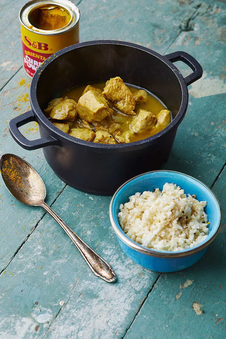 Chicken korma with cauliflower rice (India)