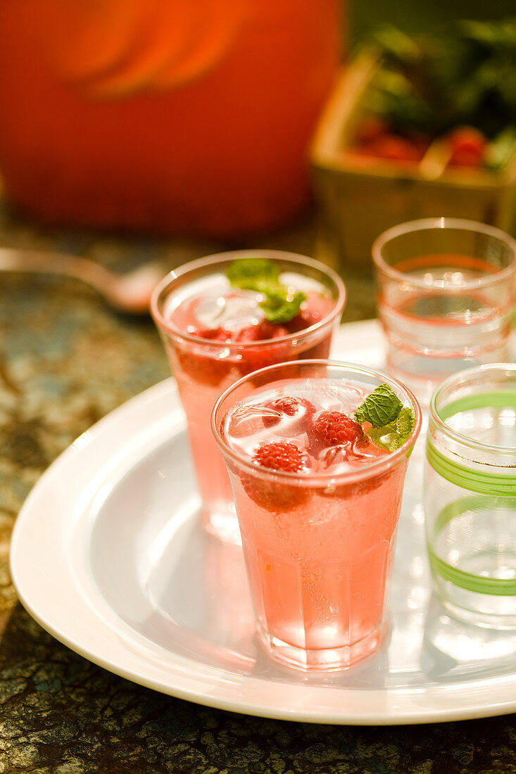 Raspberry Lemonade Cocktails with Fresh Mint