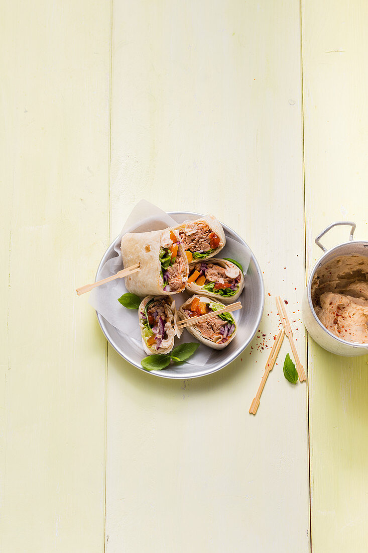 Tuna fish wraps with red onions