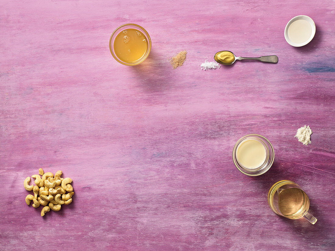 Ingredients for fermented cashew nut cream and vegan mayonnaise