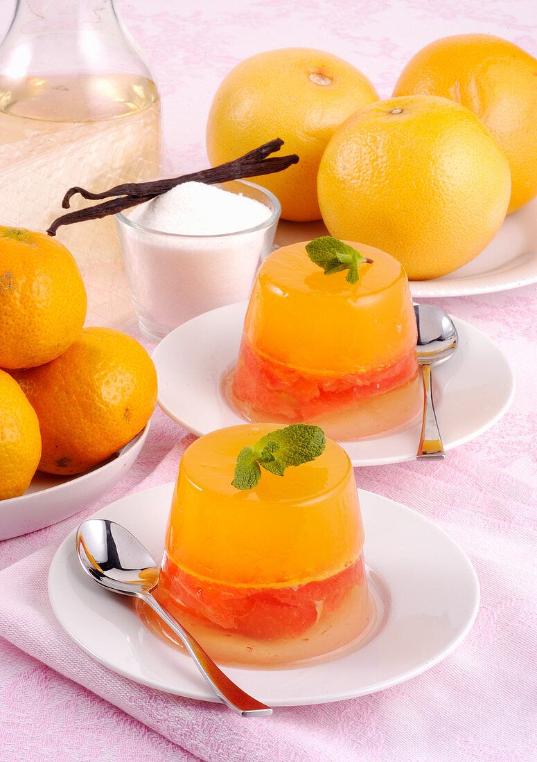 Mandarin jelly with mint