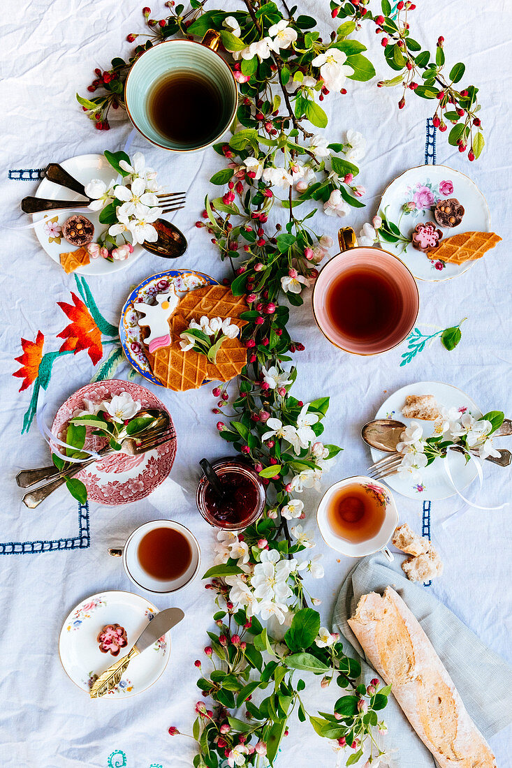 An easterbrunch with blossom and brocante ceramics