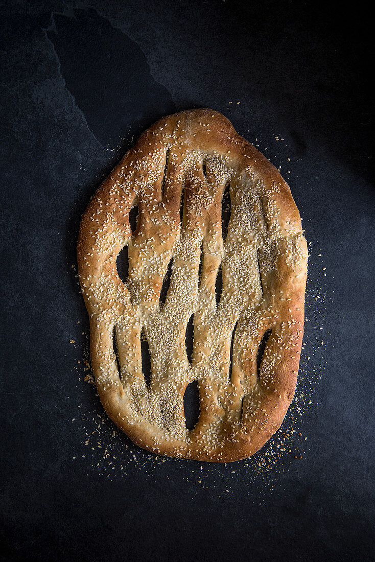 Flatbread with sesame seeds