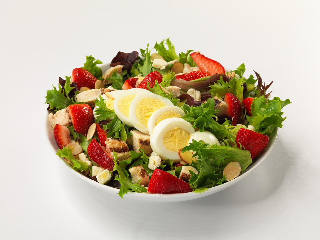 Strawberry salad with Berries and egg