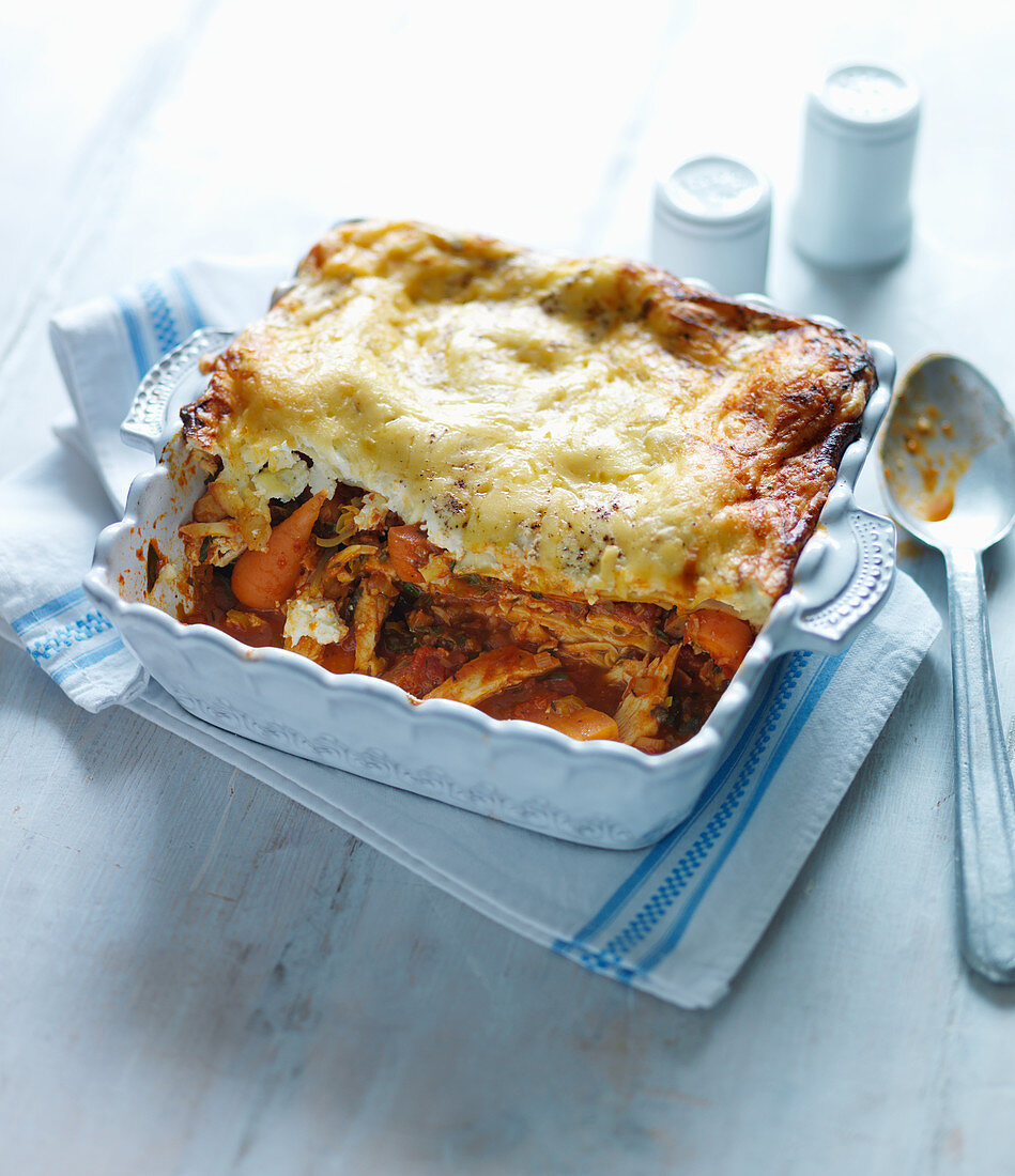 Hähnchen-Lasagne mit Möhren und Käse