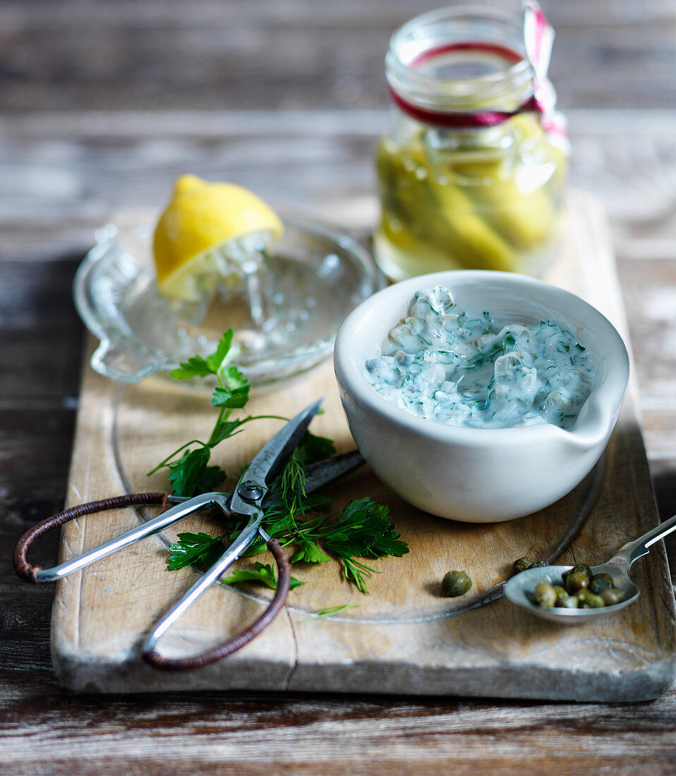 Tartare sauce with lemon, cucumber, dill, parsley and capers