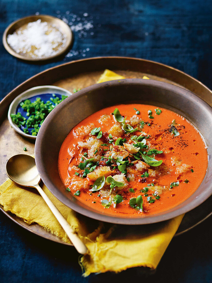 Tomato and capsicum gazpacho