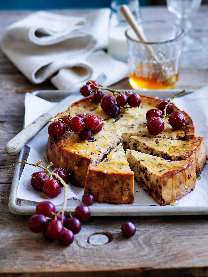 Ricotta chocolate cheesecake with grapes