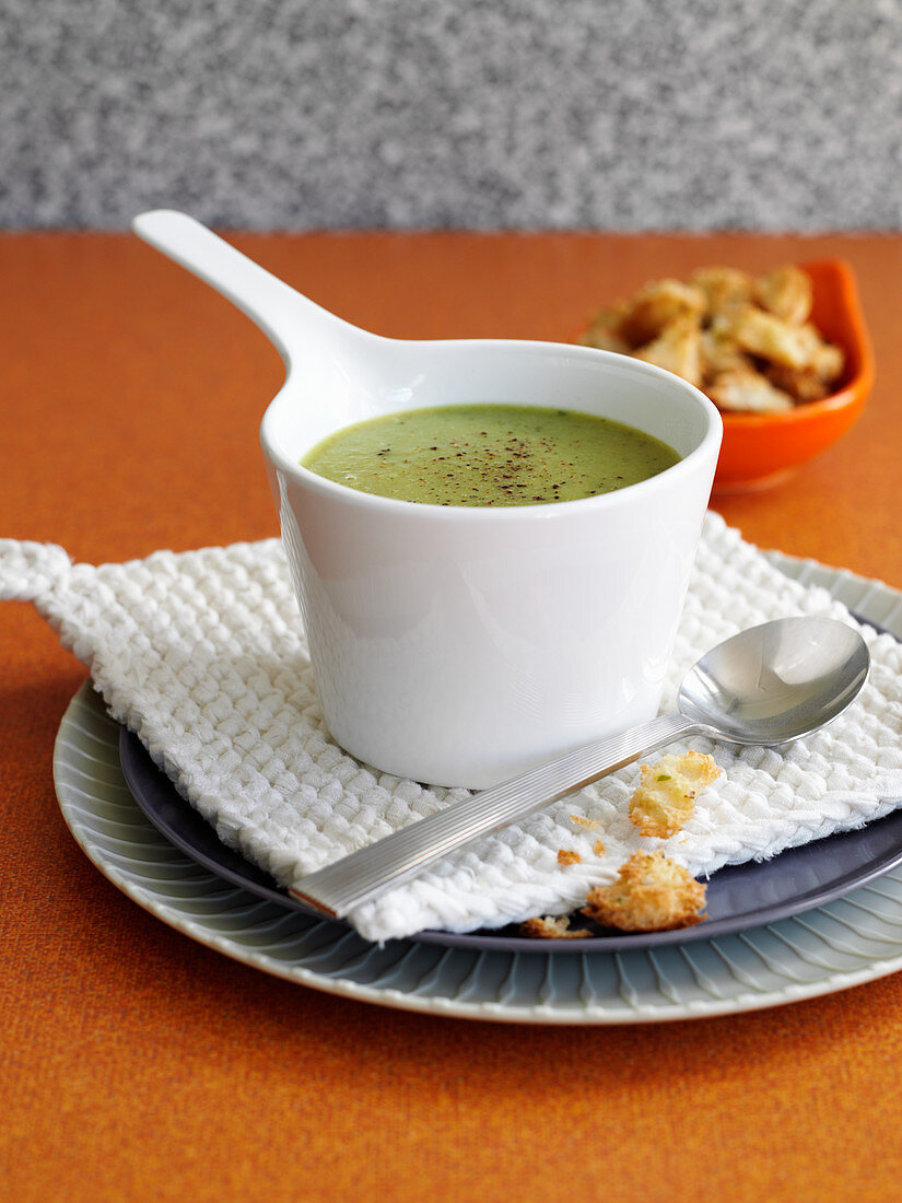 Creamy spring vegetable soup