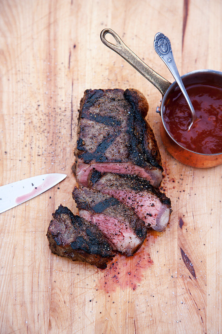 Grilled and marinated entrecote with BBQ whiskey sauce