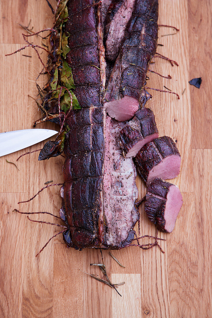 Grilled venison (dry marinated) with a mulled wine mop
