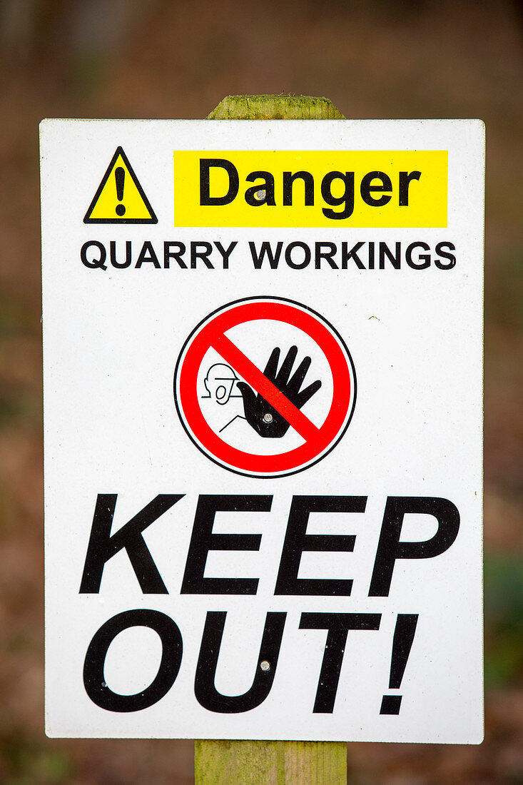 A warning sign at a quarry in Leicestershire, UK