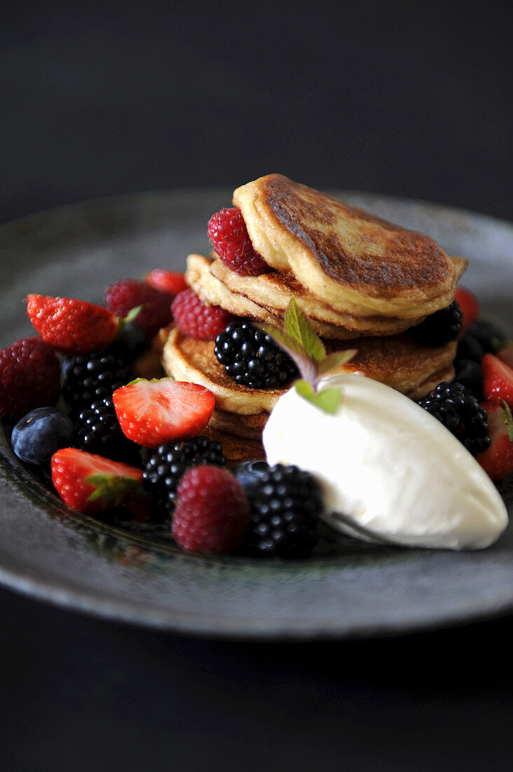 Pancakes mit Beeren