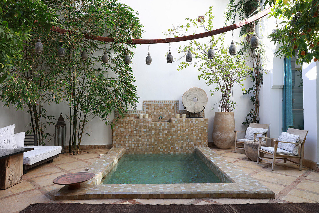 Innenhof mit Pool im Hotel Ryad Dyor (Marrakesch, Marokko)