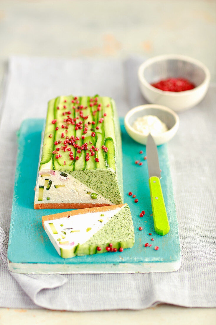 Cream cheese terrine with spinach, courgette and baked red pepper