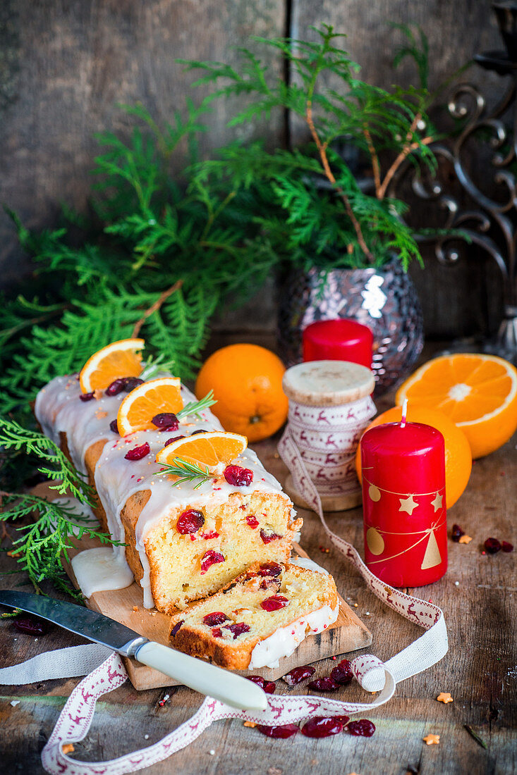 Orange and cranberry cake with icing